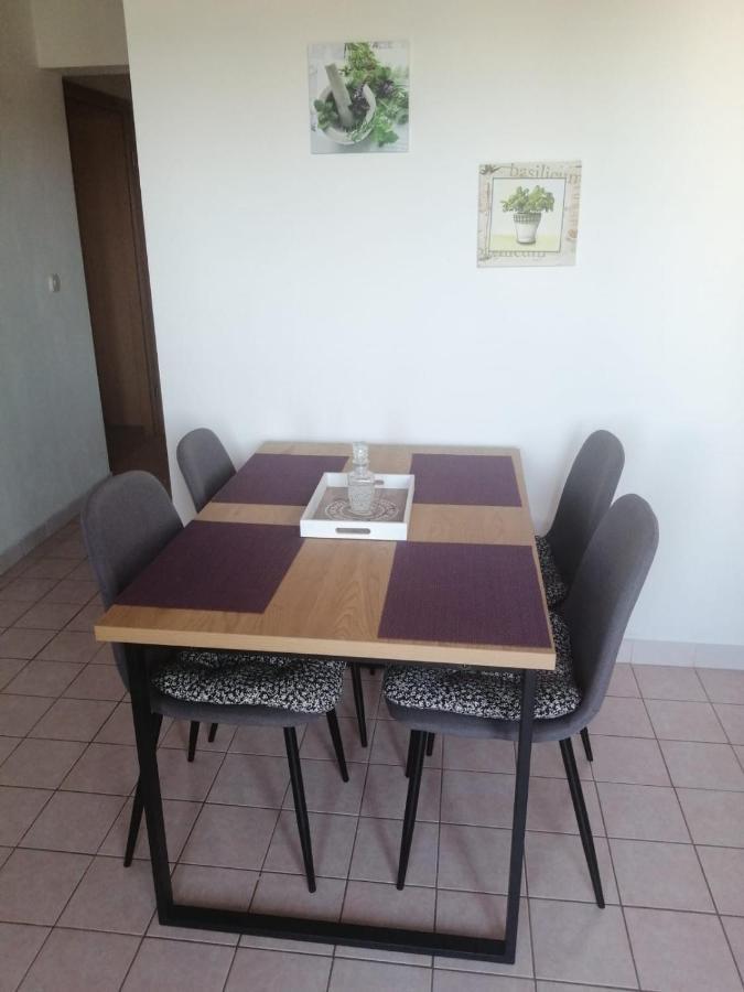 Apartman Lana Zablaće Exteriör bild